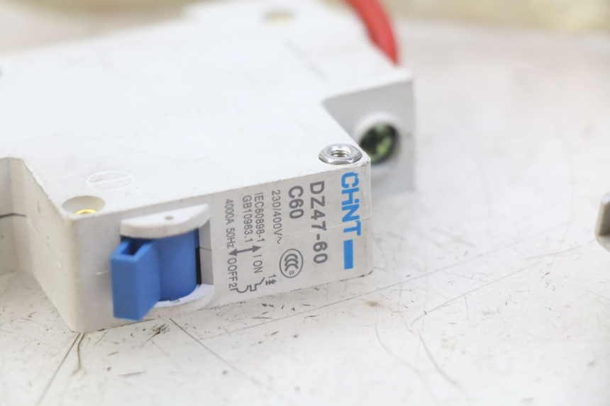 photo de COUPE CONTACT EFUN E2GO 1 (2017 - 2021) - Gros plan technique