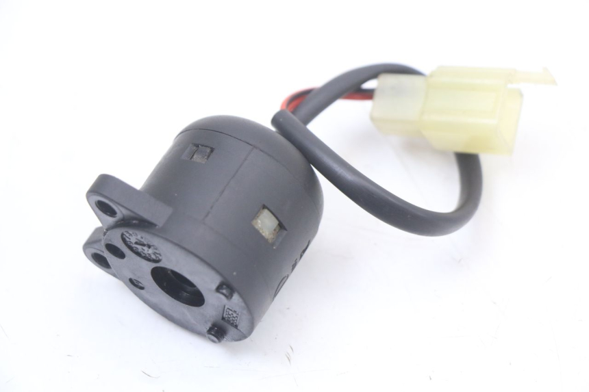 photo de COUPE CONTACT HONDA FES PANTHEON 2T 125 (1998 - 2002) - Zoom état d’usage