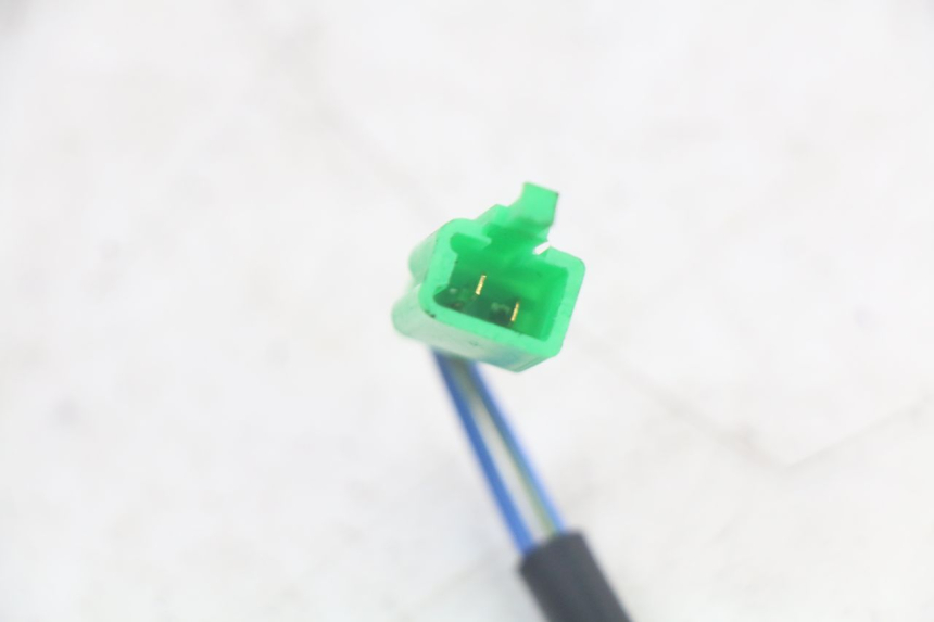 photo de COUPE CONTACT SYM FIDDLE 3 III 125 (2014 - 2020) - Gros plan technique