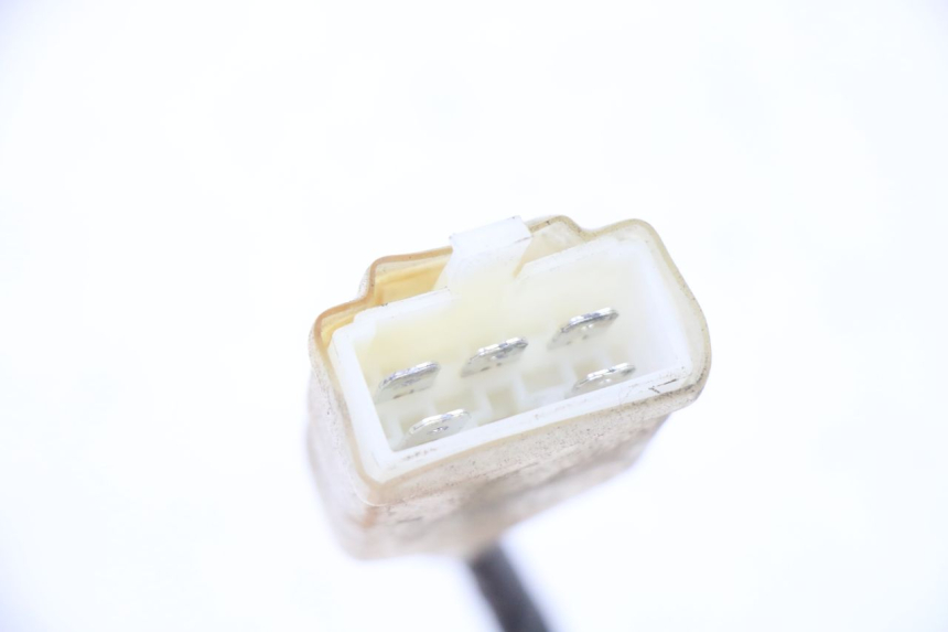 photo de COUPE CONTACT SYM FIDDLE 3 III 125 (2014 - 2020) - Gros plan technique