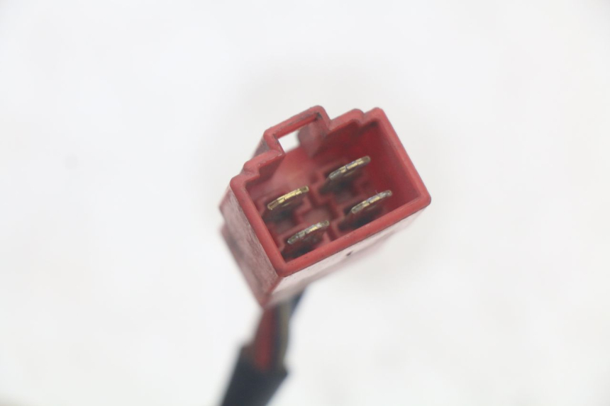 photo de COUPE CONTACT MBK FLAME X 125 (2007 - 2016) - Gros plan technique