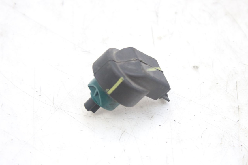 photo de COUPE CONTACT PIAGGIO FLY 4T 50 (2013 - 2017) - Zoom état d’usage