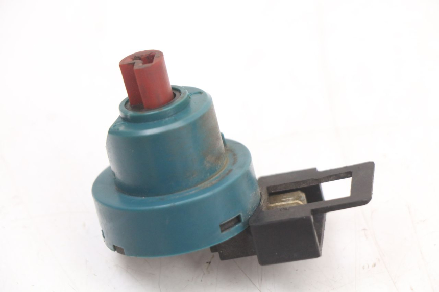 photo de COUPE CONTACT PIAGGIO FLY 4T 50 (2004 - 2010) - Vue principale