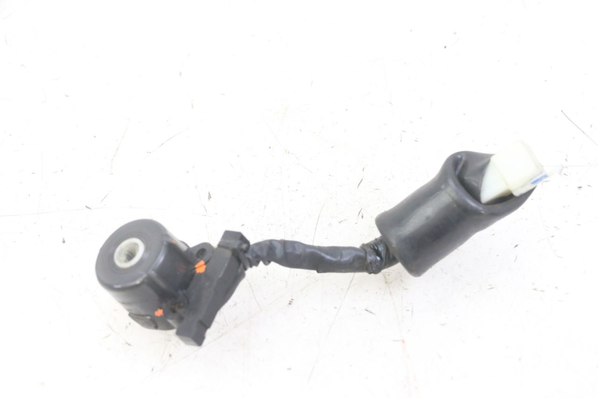 photo de COUPE CONTACT HONDA FORZA ABS 300 (2013 - 2017) - Vue d’ensemble