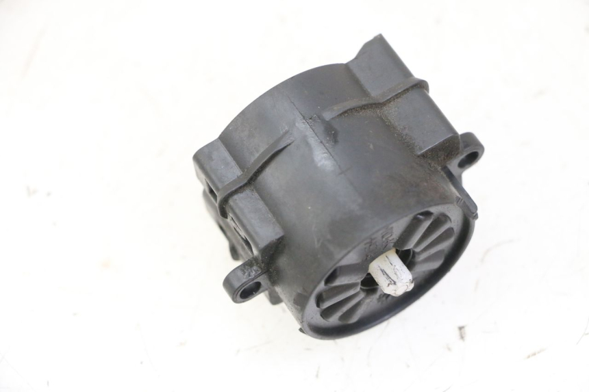 photo de COUPE CONTACT GILERA NEXUS 300 (2008 - 2013) - Zoom état d’usage