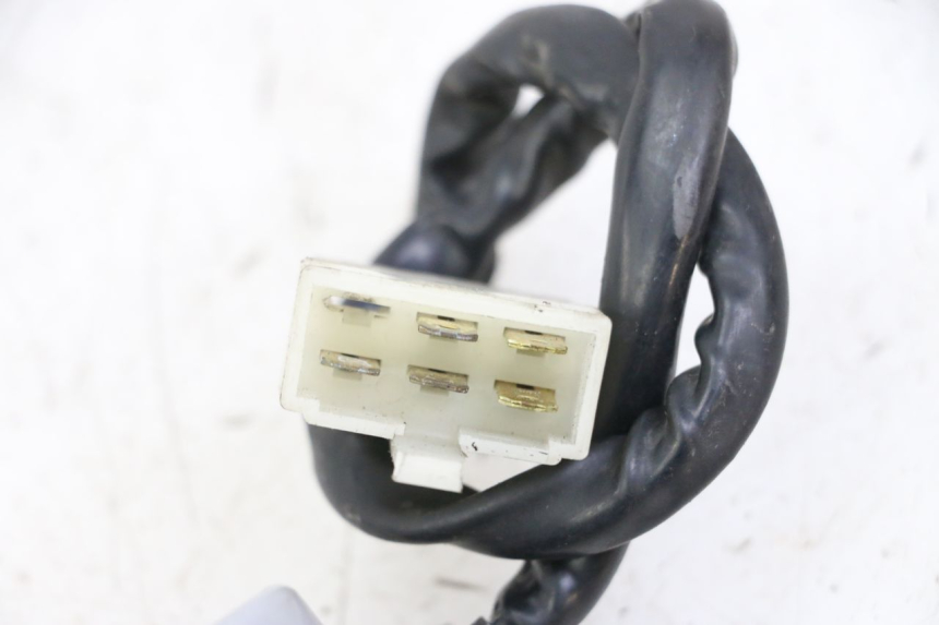 photo de COUPE CONTACT KAWASAKI ZR7 ZR-7 S 750 (1999 - 2004) - Zoom état d’usage