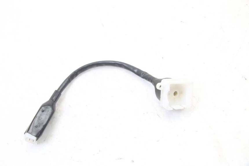 photo de COUPE CONTACT PEUGEOT KISBEE 2T 50 (2018 - 2022) - Vue principale