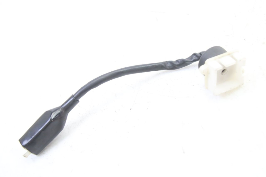 photo de COUPE CONTACT PEUGEOT KISBEE 2T 50 (2010 - 2017) - Zoom état d’usage