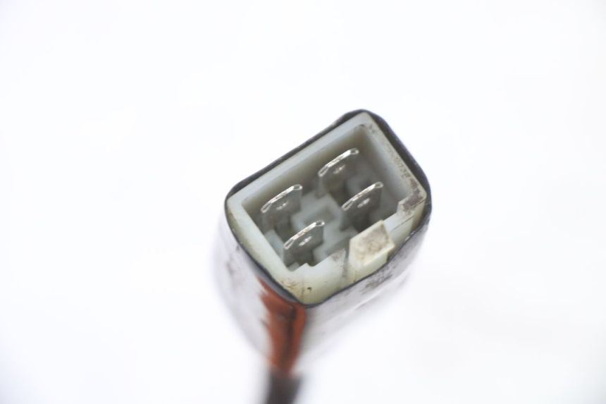 photo de COUPE CONTACT PEUGEOT KISBEE 2T 50 (2010 - 2017) - Autre angle de vue