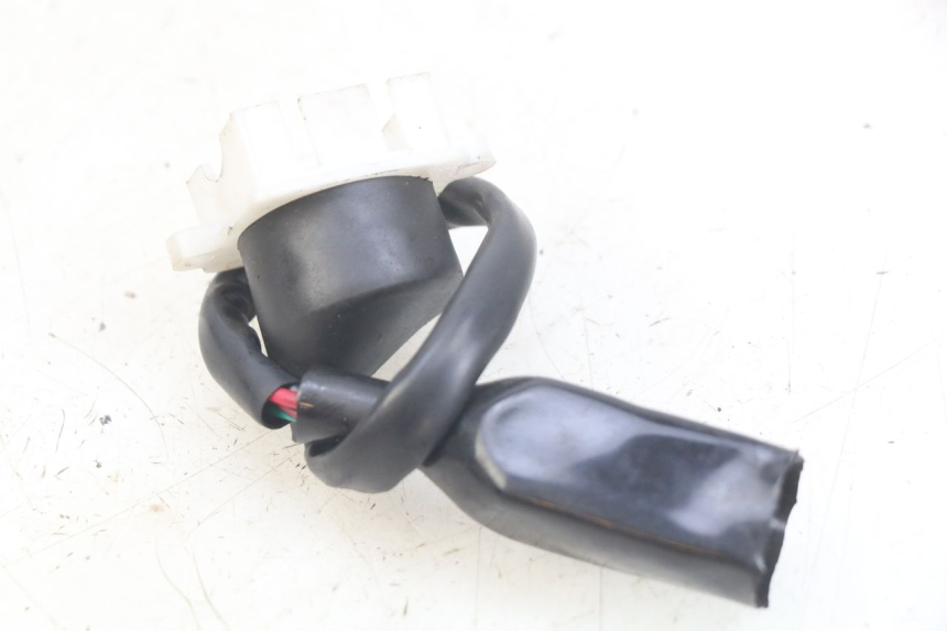 photo de COUPE CONTACT PEUGEOT KISBEE 4T 50 (2018 - 2022) - Zoom état d’usage