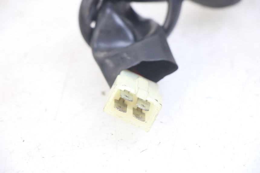 photo de COUPE CONTACT PEUGEOT KISBEE 4T 50 (2010 - 2017) - Zoom état d’usage