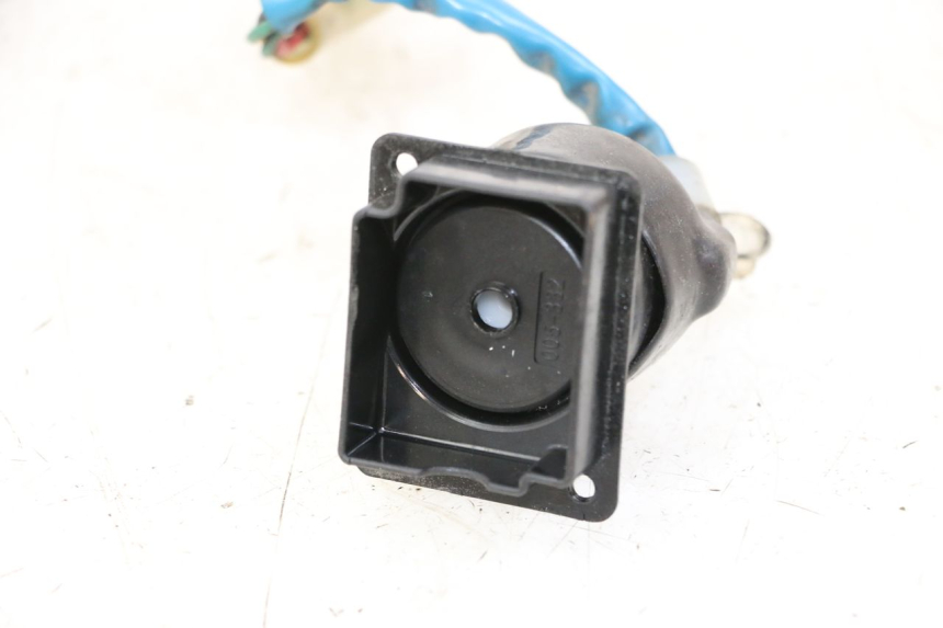 photo de COUPE CONTACT KYMCO DINK STREET 125 (2009 - 2014) - Autre angle de vue