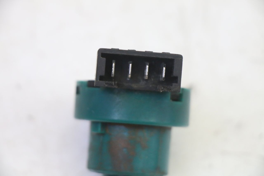 photo de COUPE CONTACT PIAGGIO NEW TYPHOON 50 (2010 - 2017) - Détail de la pièce