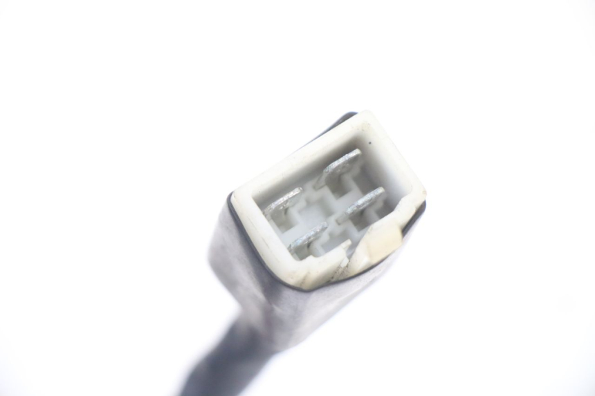 photo de COUPE CONTACT PEUGEOT CITYSTAR 125 (2011 - 2017) - Gros plan technique