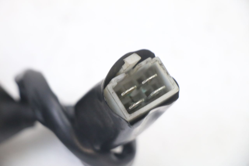 photo de COUPE CONTACT PEUGEOT KISBEE 2T 50 (2010 - 2017) - Gros plan technique