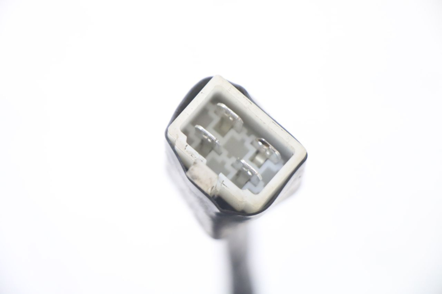 photo de COUPE CONTACT PEUGEOT KISBEE 4T 50 (2010 - 2017) - Autre angle de vue