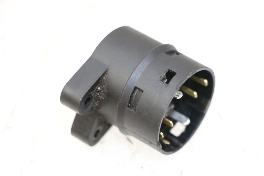 photo de COUPE CONTACT PEUGEOT SATELIS COMPRESSOR K15 125 (2006 - 2009) - Zoom état d’usage