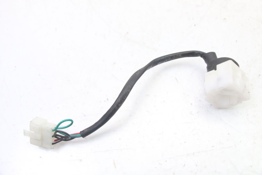 photo de COUPE CONTACT PEUGEOT TWEET 4T 50 (2023 - 2025) - Zoom état d’usage