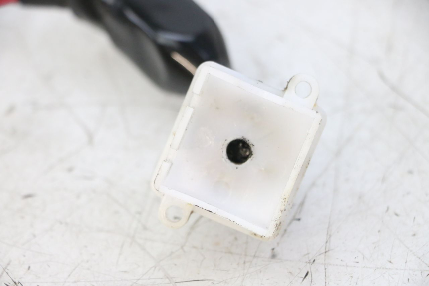 photo de COUPE CONTACT PEUGEOT VIVACITY 125 (2010 - 2017) - Zoom état d’usage