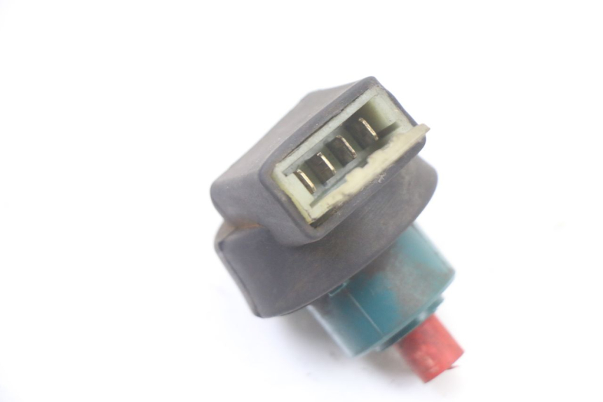 photo de COUPE CONTACT PIAGGIO VESPA GRANTURISMO 125 (2003 - 2007) - Zoom état d’usage