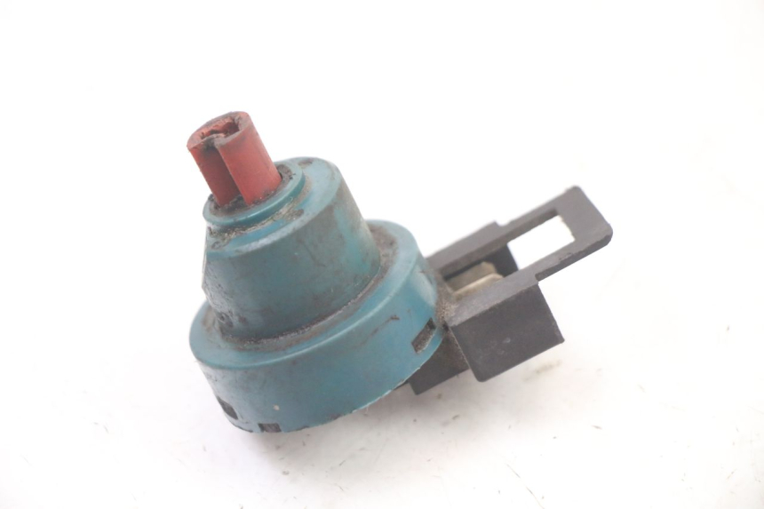 photo de COUPE CONTACT PIAGGIO VESPA LX 2T 50 (2005 - 2013) - Détail de la pièce