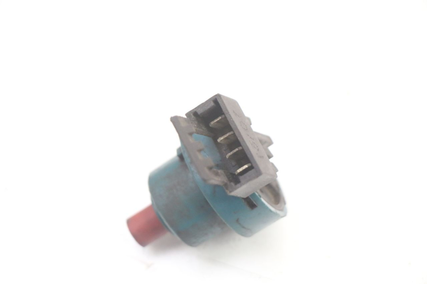 photo de COUPE CONTACT PIAGGIO VESPA LX 2T 50 (2005 - 2013) - Gros plan technique