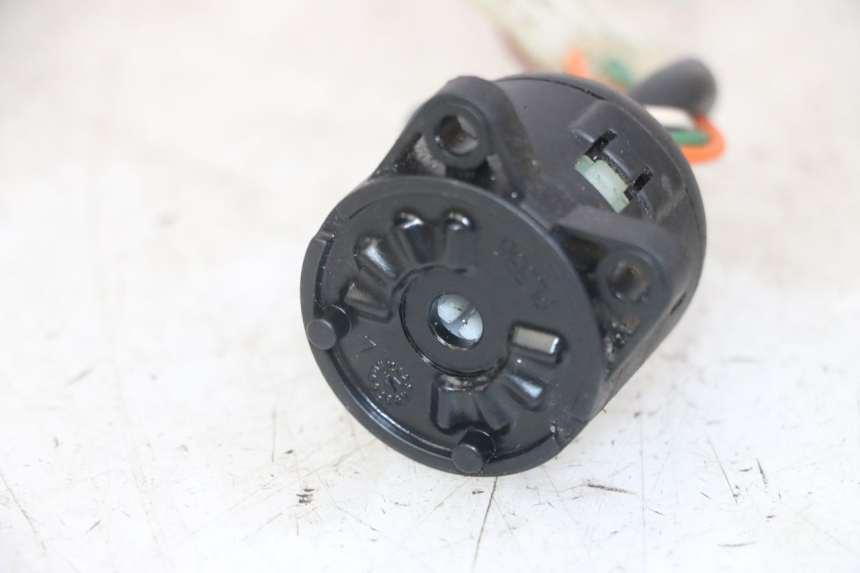 photo de COUPE CONTACT APRILIA RALLY AC 50 (1995 - 2004) - Détail de la pièce