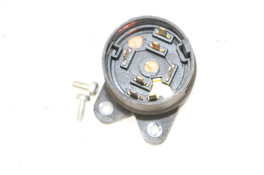 photo de COUPE CONTACT PEUGEOT SATELIS COMPRESSOR K15 125 (2006 - 2009) - Détail de la pièce