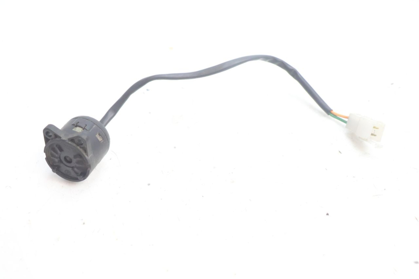 photo de COUPE CONTACT APRILIA SCARABEO GT 125 (1999 - 2007) - Vue principale