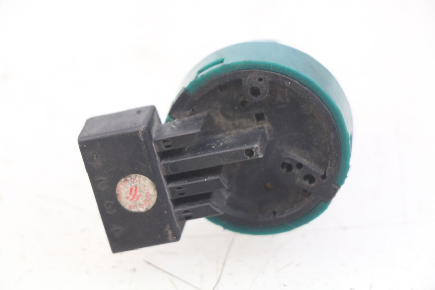 photo de COUPE CONTACT APRILIA SR 2T 50 (2012 - 2017) - Zoom état d’usage