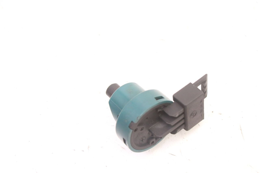 photo de COUPE CONTACT PIAGGIO SUPER LX 125 (2000 - 2003) - Zoom état d’usage