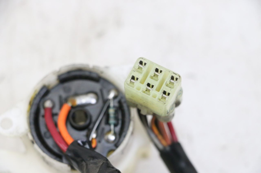 photo de COUPE CONTACT SUZUKI BURGMAN 125 (2015 - 2017) - Autre angle de vue