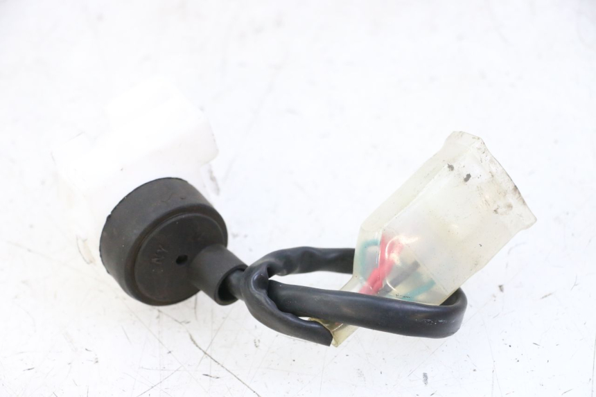 photo de COUPE CONTACT SYM FIDDLE 3 III 50 (2014 - 2020) - Zoom état d’usage