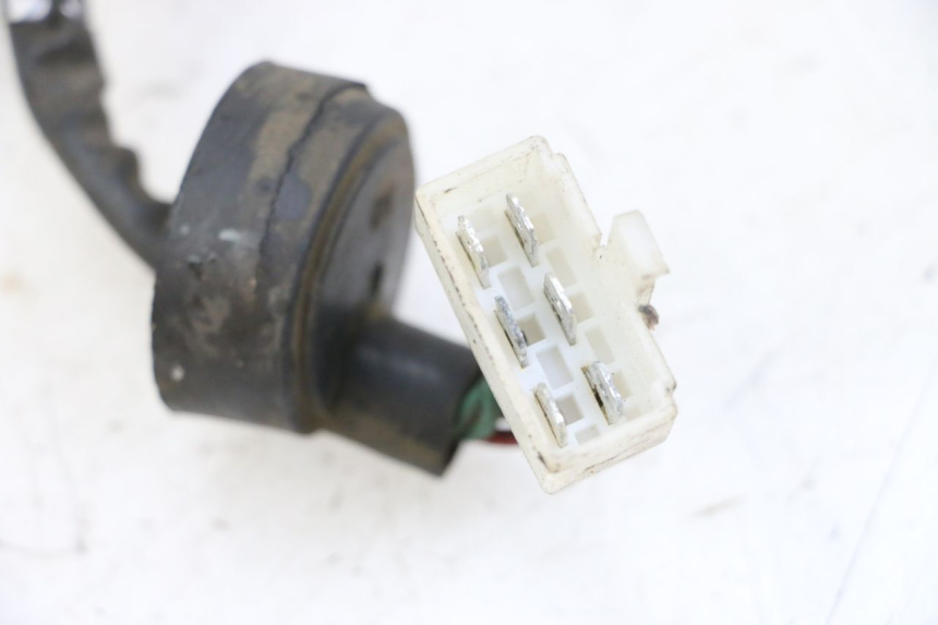 photo de COUPE CONTACT SYM ORBIT 2 4T 50 (2018 - 2022) - Gros plan technique