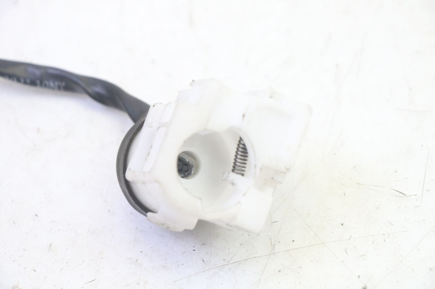 photo de COUPE CONTACT PEUGEOT TWEET PRO EFI 4T 50 (2021 - 2022) - Détail de la pièce