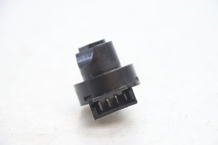 photo de COUPE CONTACT PIAGGIO TYPHOON 50 (2000 - 2009) - Autre angle de vue