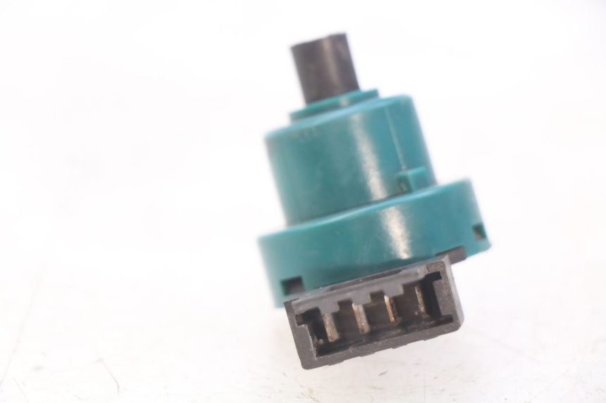 photo de COUPE CONTACT PIAGGIO VESPA PRIMAVERA 2T 50 (2013 - 2018) - Détail de la pièce