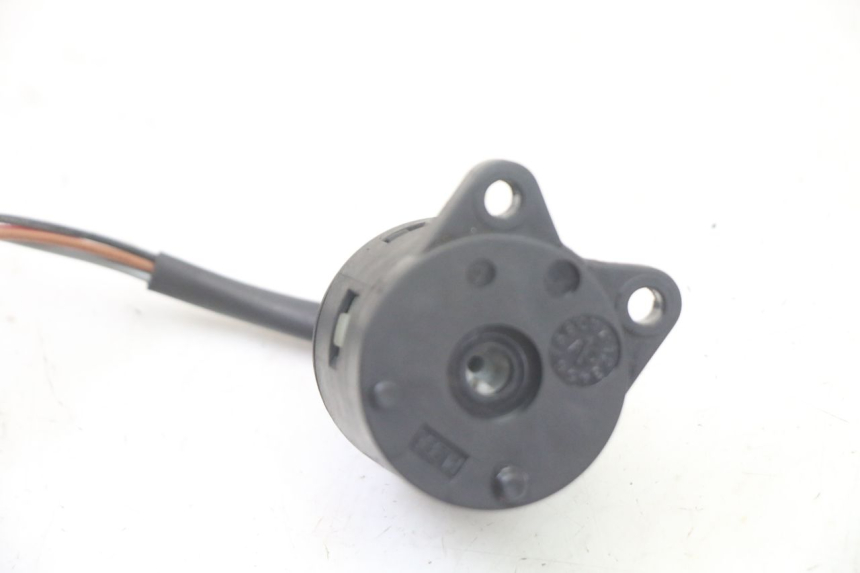 photo de COUPE CONTACT YAMAHA WHY 50 (1998 - 2000) - Zoom état d’usage