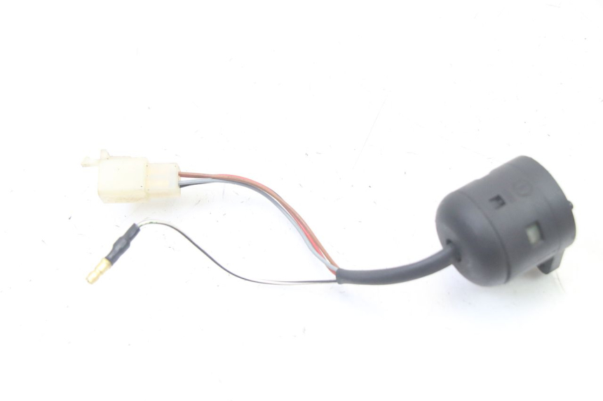 photo de COUPE CONTACT YAMAHA WHY 50 (1998 - 2000) - Gros plan technique