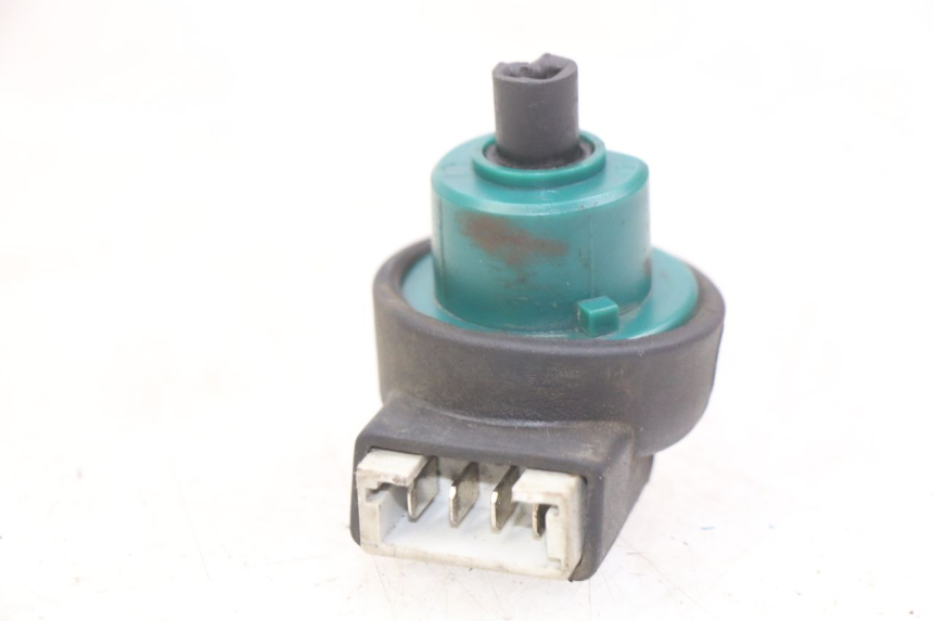 photo de COUPE CONTACT PIAGGIO XEVO - X EVO 125 (2007 - 2017) - Détail de la pièce