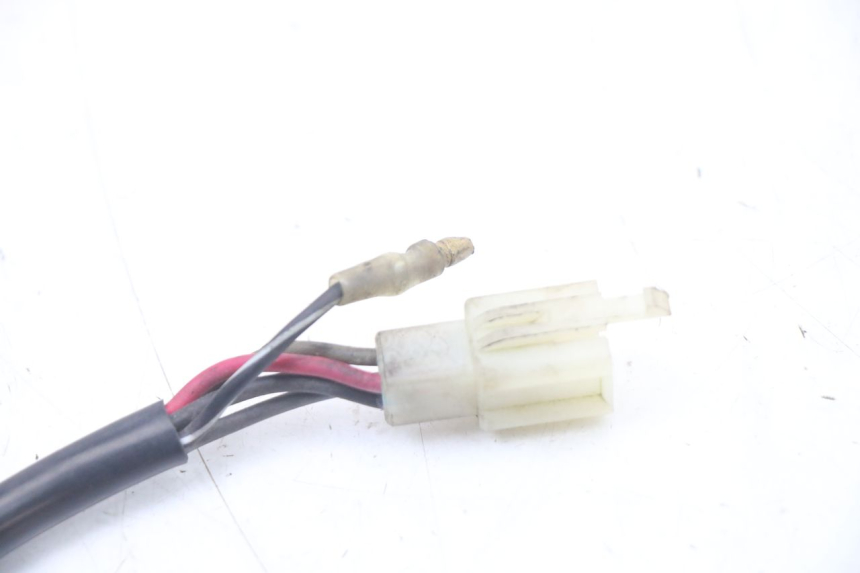 photo de COUPE CONTACT YAMAHA AEROX 50 (1997 - 2006) - Gros plan technique