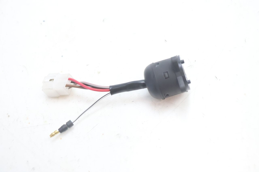 photo de COUPE CONTACT YAMAHA YP MAJESTY 125 (2007 - 2010) - Zoom état d’usage