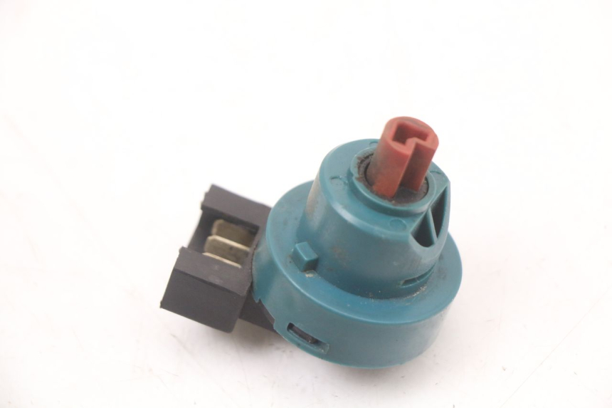 photo de COUPE CONTACT PIAGGIO ZIP 2T 50 (2009 - 2019) - Détail de la pièce