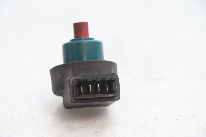 photo de COUPE CONTACT PIAGGIO ZIP 2T 50 (2009 - 2019) - Autre angle de vue