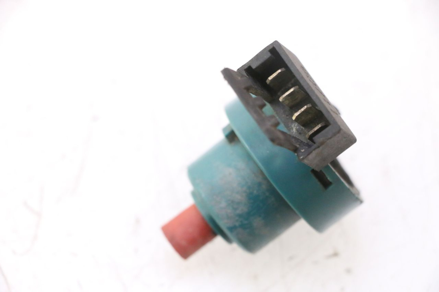 photo de COUPE CONTACT PIAGGIO ZIP 2T 50 (2009 - 2019) - Autre angle de vue