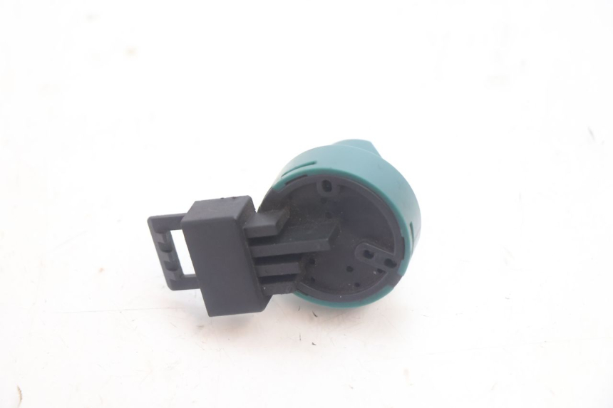 photo de COUPE CONTACT PIAGGIO ZIP 4T 50 (2006 - 2017) - Zoom état d’usage