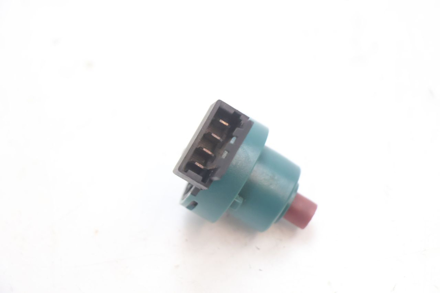 photo de COUPE CONTACT PIAGGIO ZIP 4T 50 (2006 - 2017) - Autre angle de vue