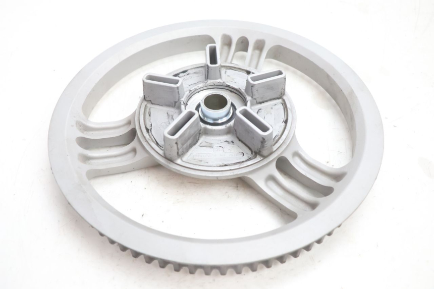 photo de COURONNE CAN-AM SPYDER RS 1000 (2008 - 2012) - Gros plan technique