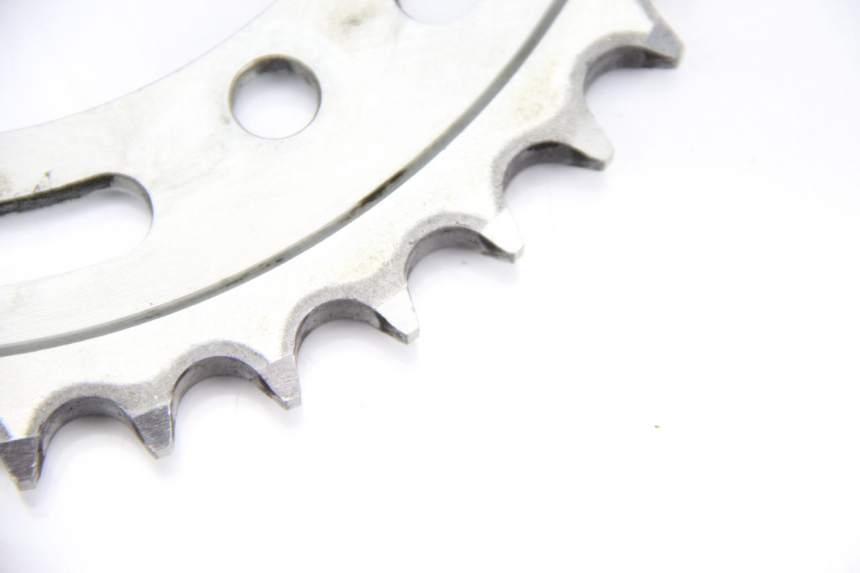 photo de COURONNE YAMAHA TDM ABS 900 (2002 - 2014) - Zoom état d’usage