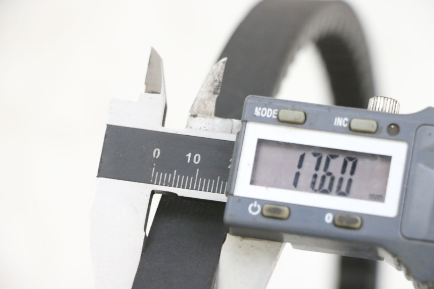 photo de COURROIE PEUGEOT ELYSEO 125 (1999 - 2004) - Détail de la pièce